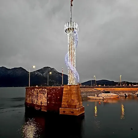 Daire La Porta Blu Verbania