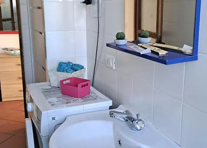 アパート La Porta Blu ヴェルバーニア